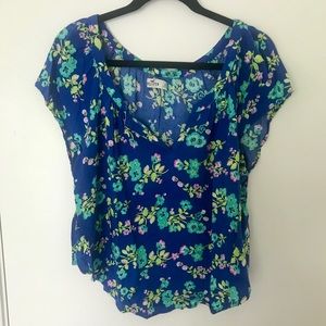 Hollister floral blouse
